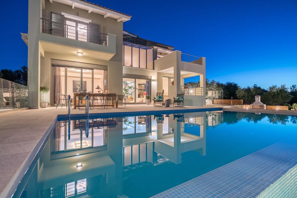 Akemi Luxury Villa Τσιλιβί Εξωτερικό φωτογραφία
