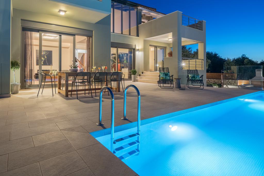 Akemi Luxury Villa Τσιλιβί Εξωτερικό φωτογραφία