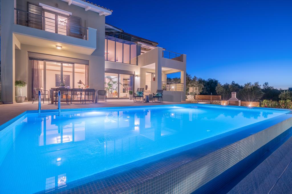 Akemi Luxury Villa Τσιλιβί Εξωτερικό φωτογραφία